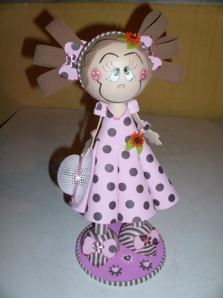 BONECA ROSA POÁ